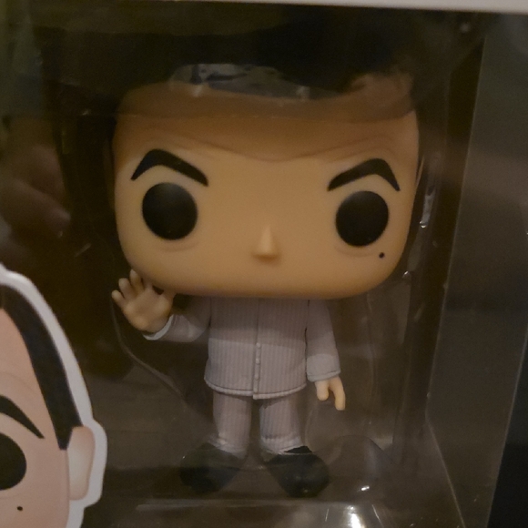 Funko Mr. Bean Pajamas and Mr. Bean Vinyl Figures - Picture 7 of 8